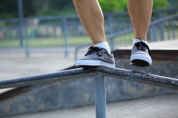 Comment créer une routine d'entraînement de parkour pour débutants en milieu urbain?